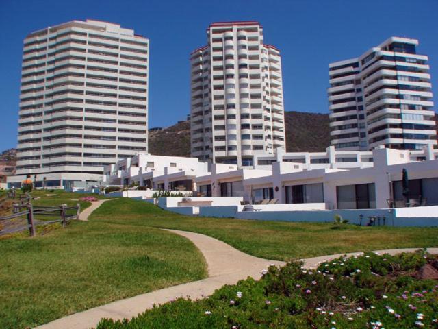Beachfront Condo W Pools Steps To Beach & Mins To Dt Rosarito Luaran gambar